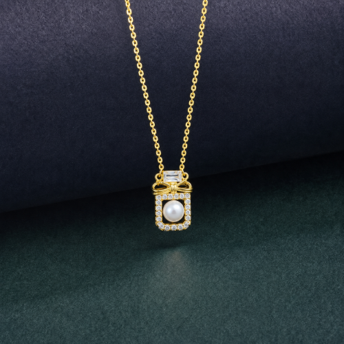 Picture of 925 Silver Pearl Gift Box Pendant Necklace