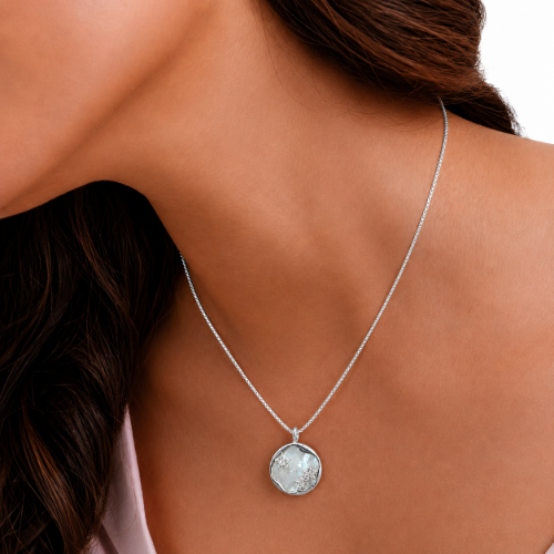 Picture of 925 Sterling Silver Mother of Pearl Star Pendant