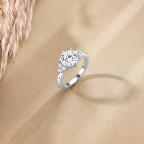 Picture of 925 Silver Solitaire Ring