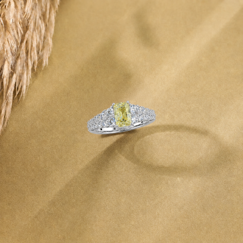 Picture of 925 Sterling Silver Yellow CZ Statement Ring