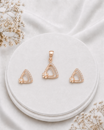 Picture of Rose Gold Pearl Triangle Set