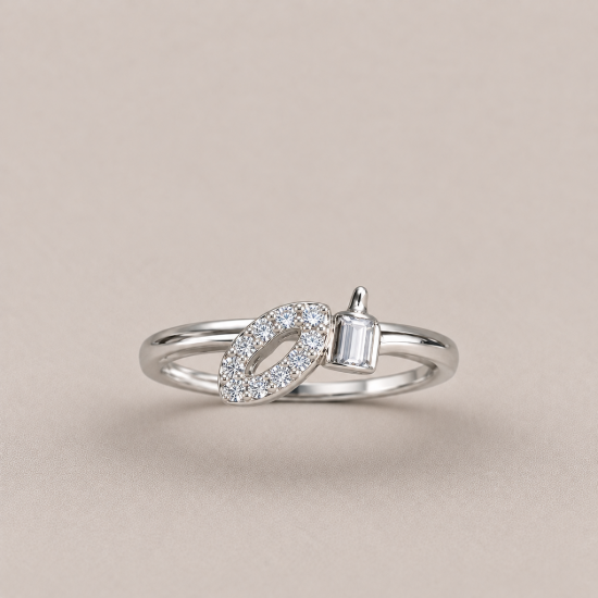 Picture of 925 Sterling Silver Oval Sparkle Ring